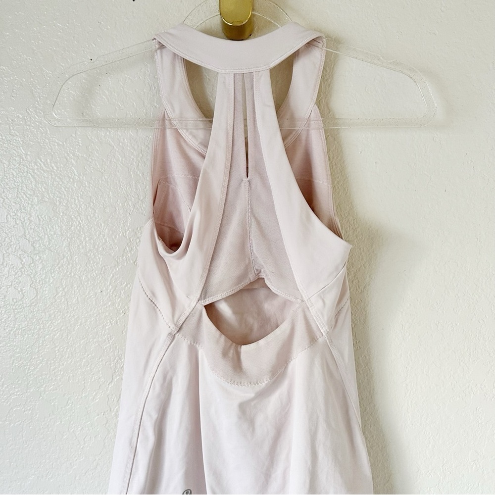 Lululemon Run Make It Count Tank Size 2 - image 5